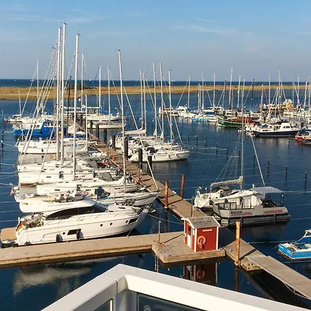 דירה 8 Person In *